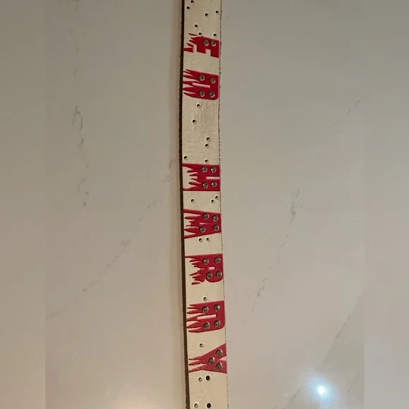 VTG White and Multi Color Ed Hardy Logo Leather Belt with rhinestones & studs ๐ฉ - Picture 3 of 16